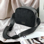 ABI- чанта от кадифе и кожа