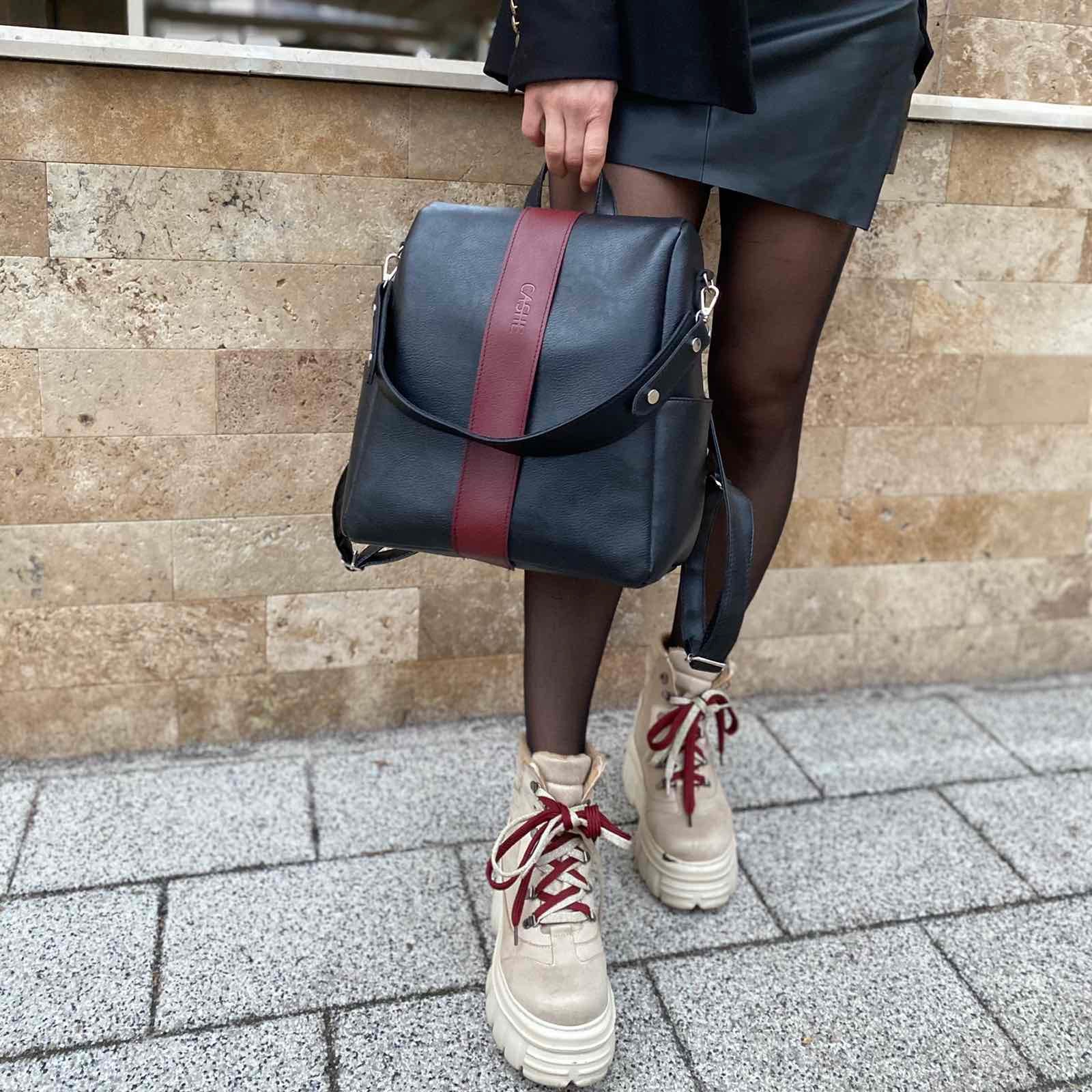 ZOE-раница в черно и бордо