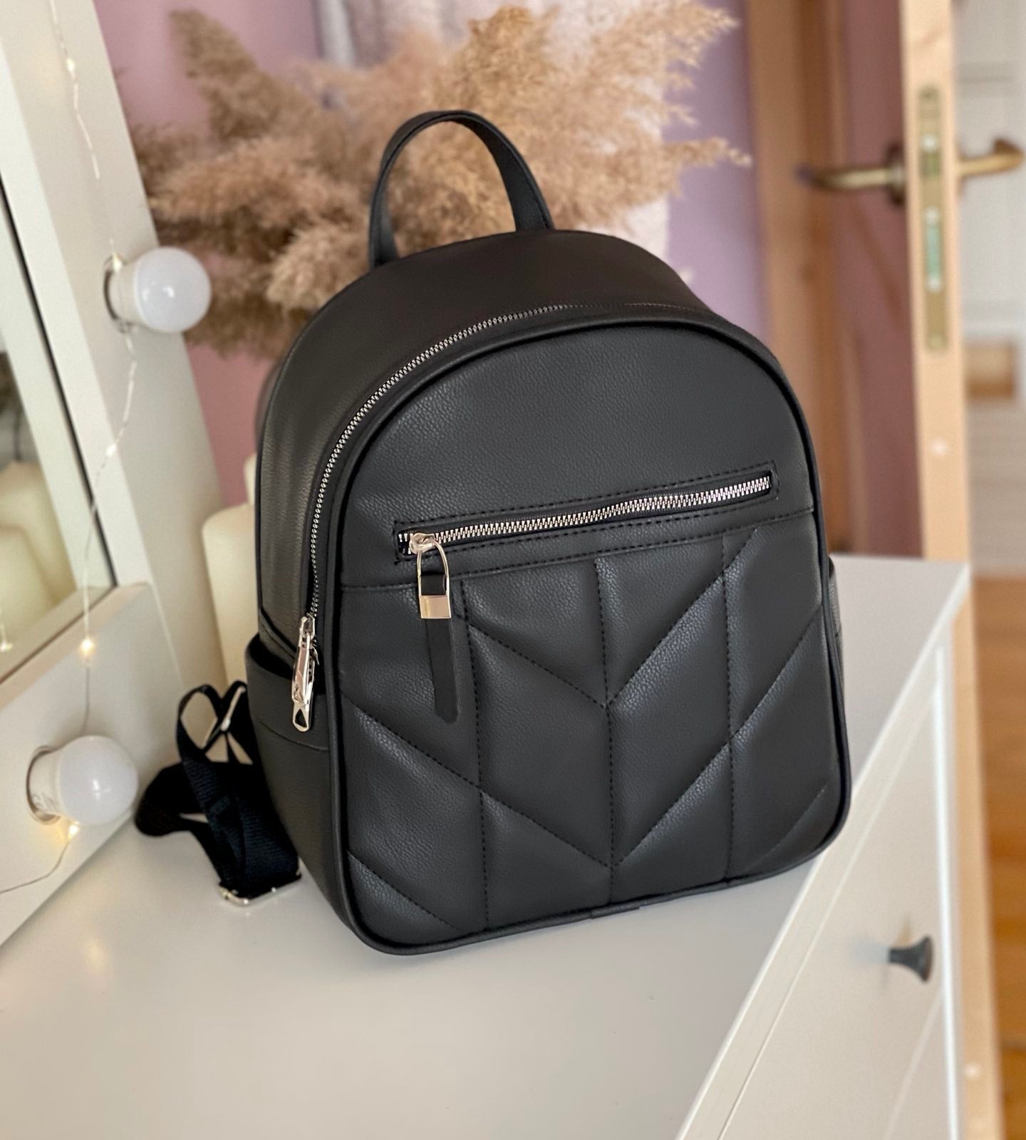 Valentina black - раница в черно