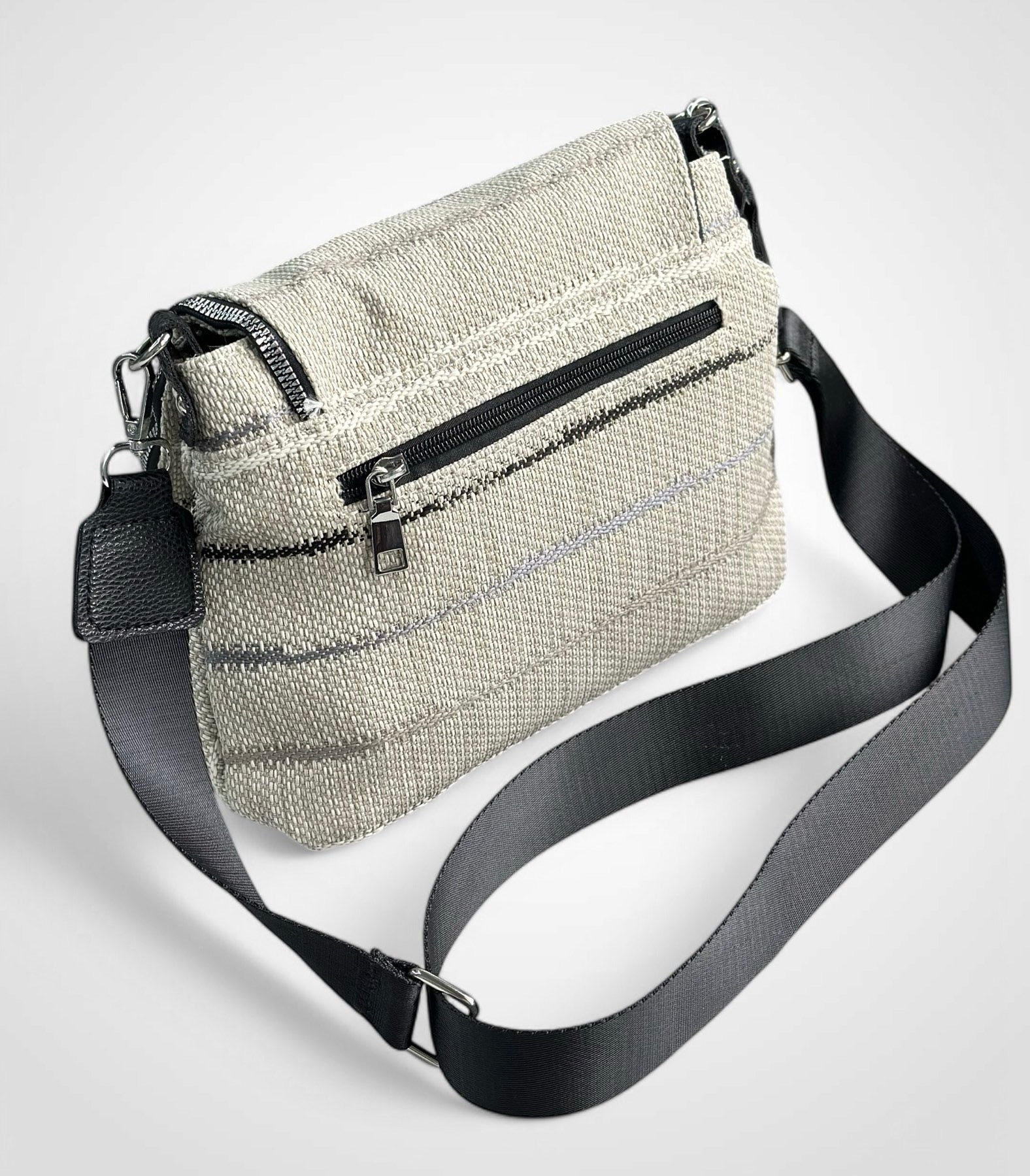 MIA дамска чанта