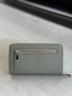 Дамско портмоне в резида