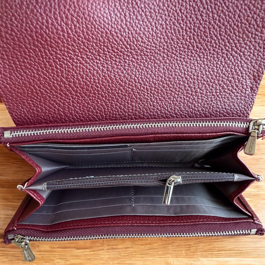 Дамски портфейл