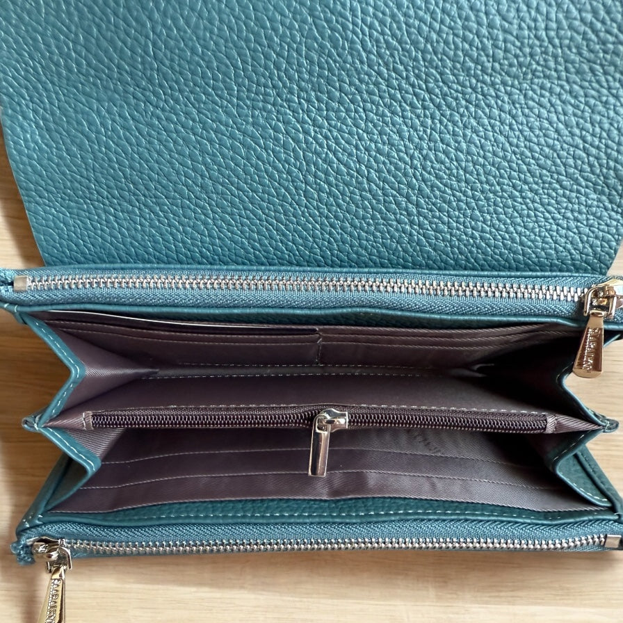 Дамски портфейл в петролен цвят