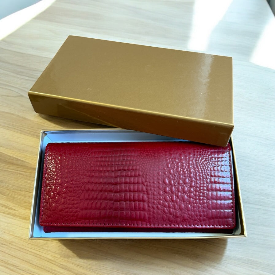 Дамско портмоне от естествена кожа