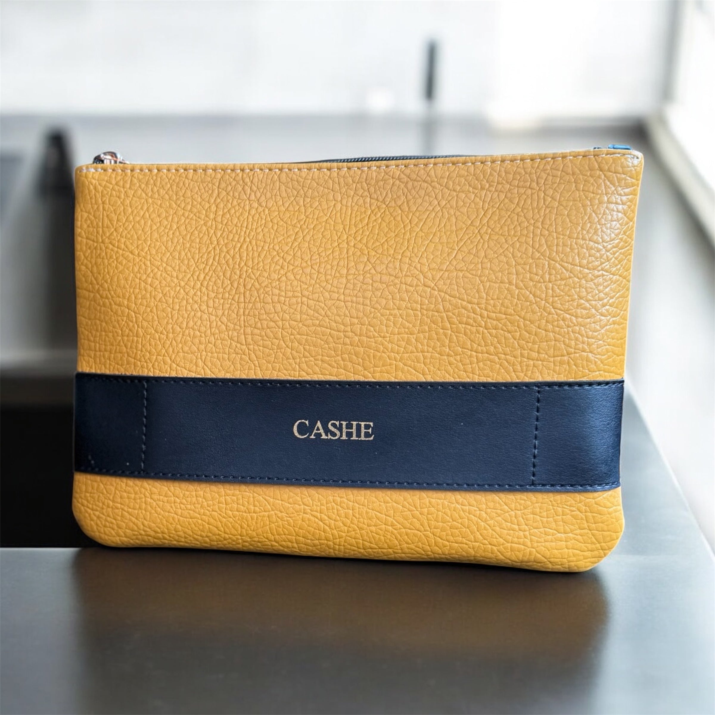 Дамски клъч