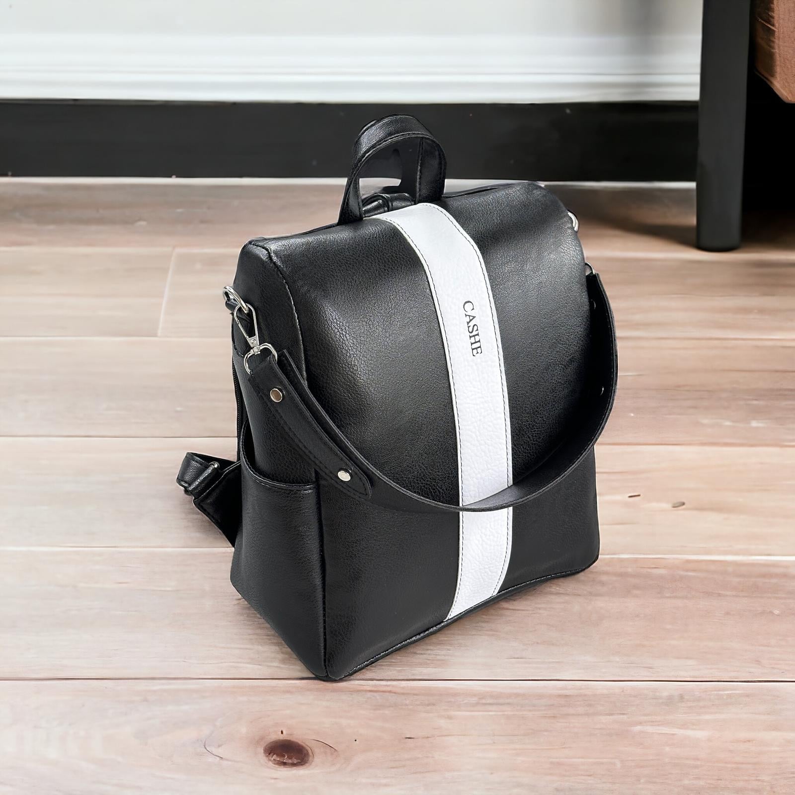 ZOE black and white-раница в черен цвят